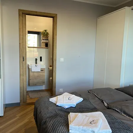 Apartment Lts Rent Luxury & Comfortable Letnica